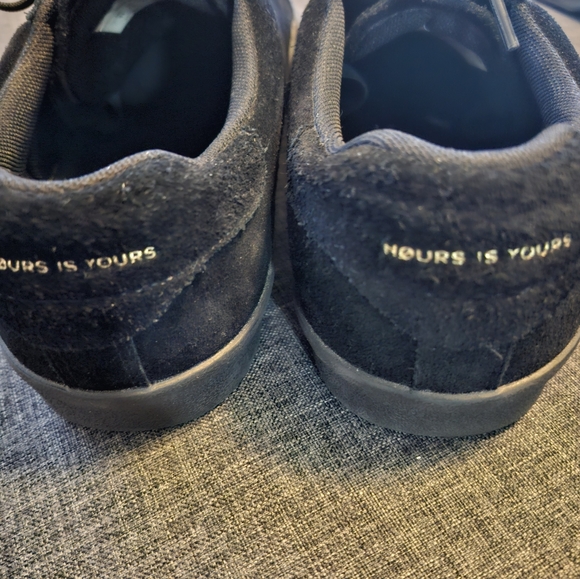 Skateboard shoes(NEW!$) - Picture 2 of 3